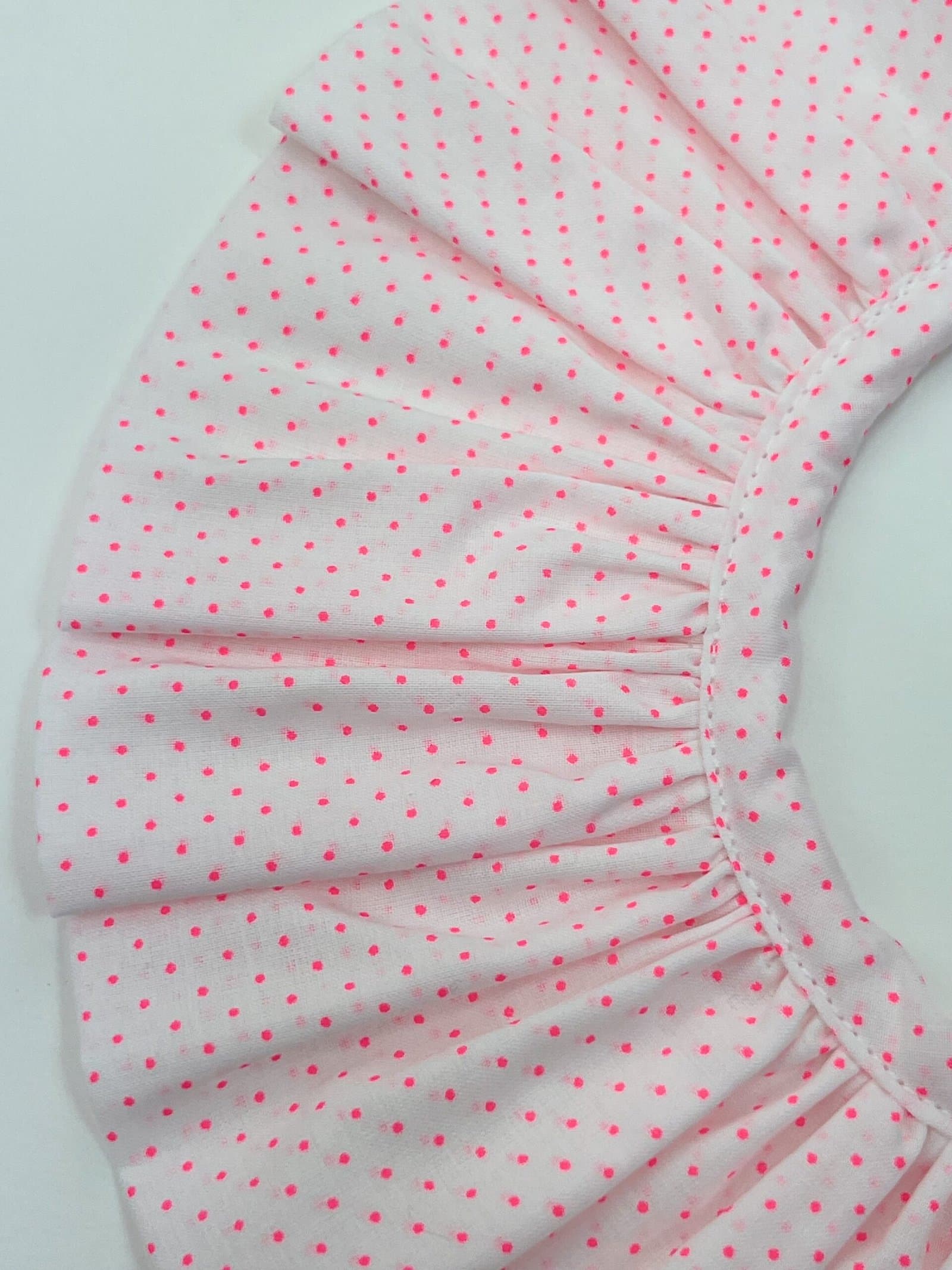 Capucine pois rose fluo – col amovible volanté coton blanc pois rose fluo – By Mésange fait main France