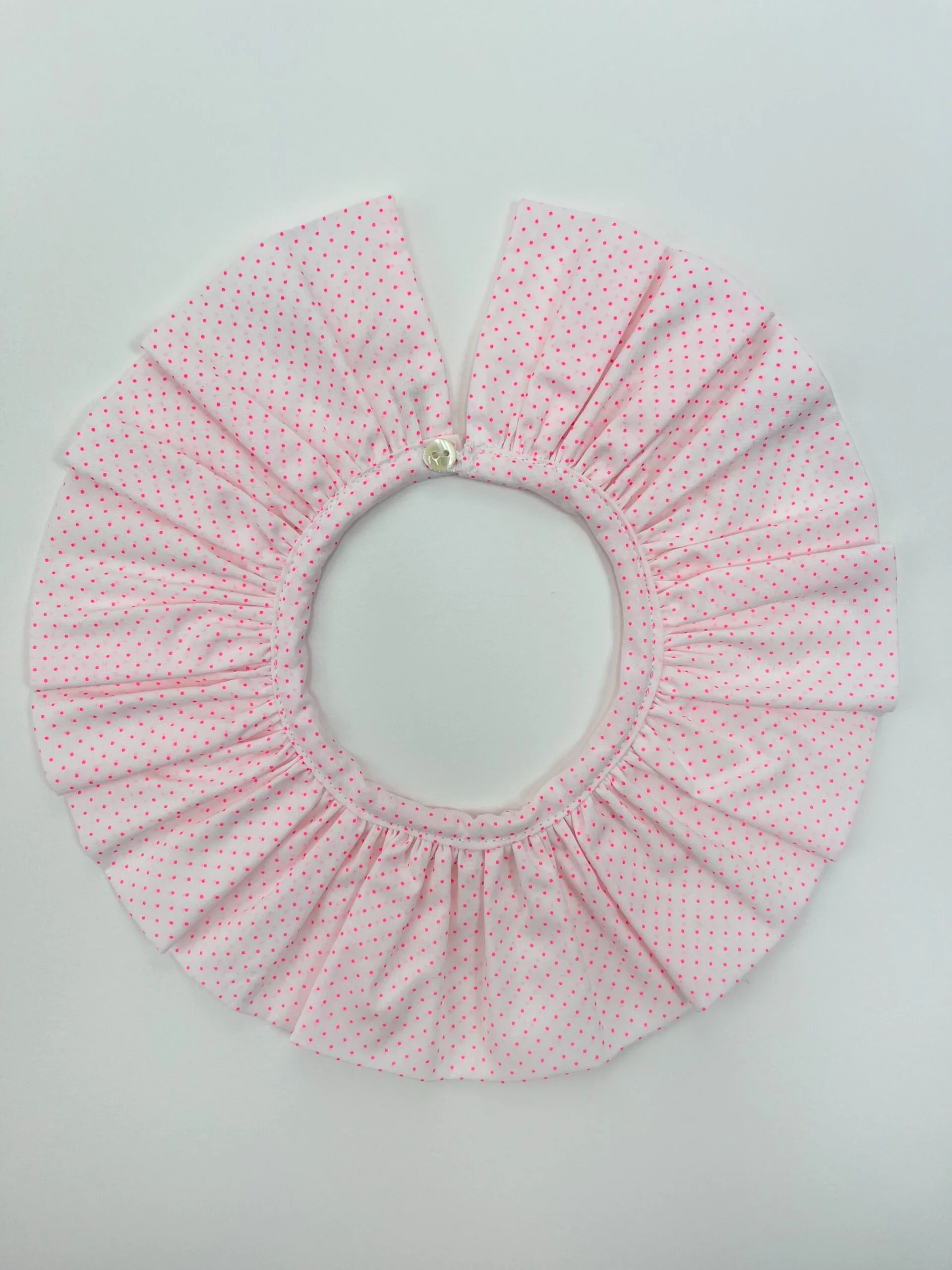 capucine à pois rose fluo